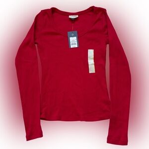Women's Red Long Sleeve Top